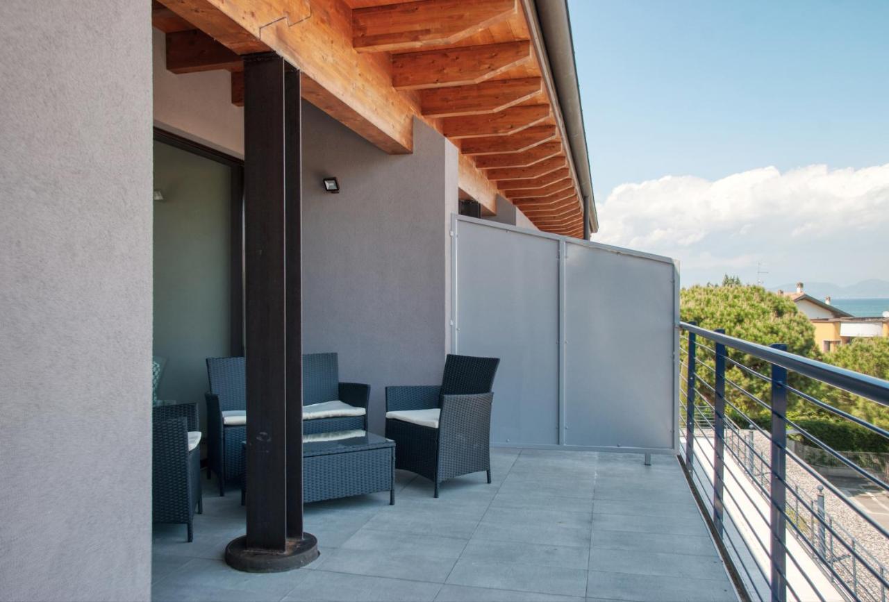 Mincio Apartment - Residenza Puoti Peschiera del Garda Luaran gambar